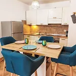 Conseil-9 By Interhome